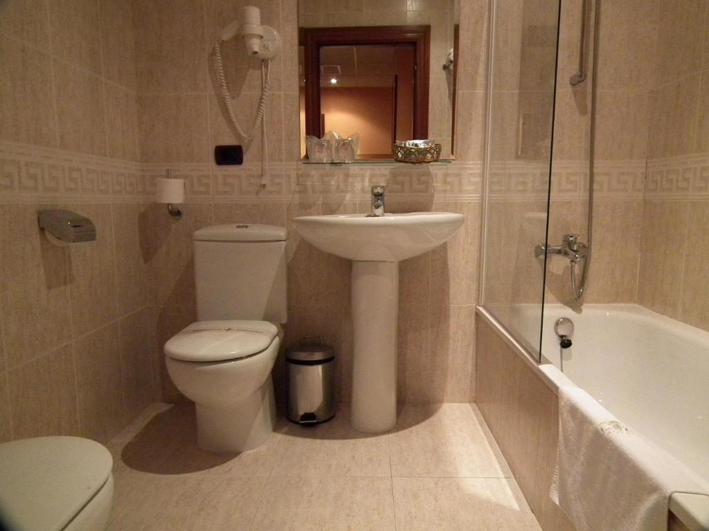 Luz Hotel Haro Pokoj fotografie
