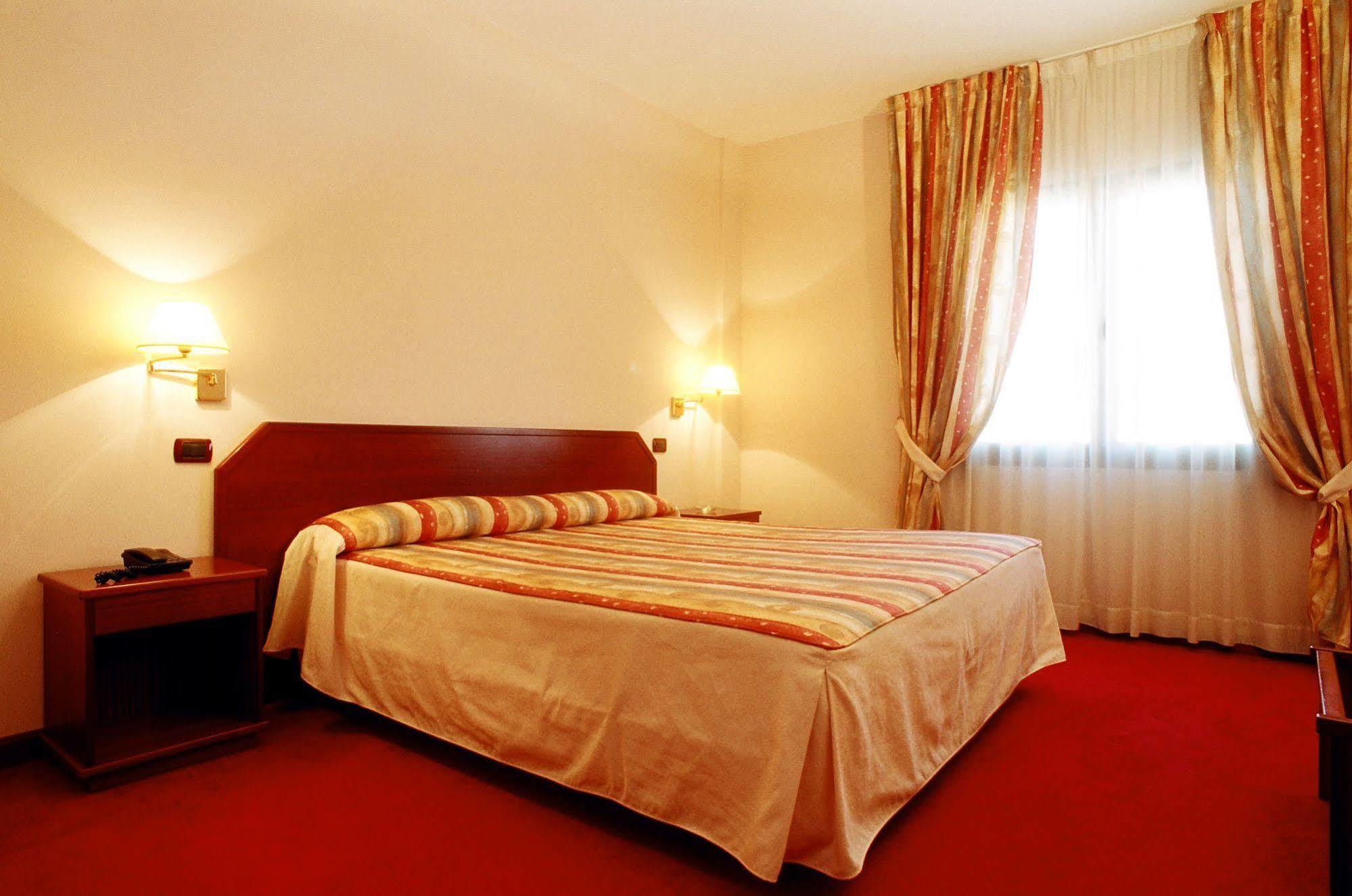Luz Hotel Haro Exteriér fotografie